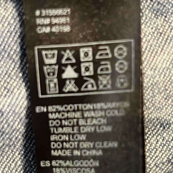 Jean Vest - Picture 8 of 9